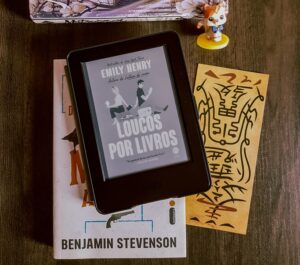 Livro Loucos por Livros de Emily Henry, que li com o meu clube do livro.