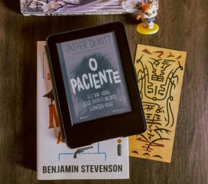 Livro O Paciente de Jasper DeWitt.